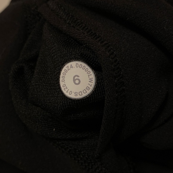 NWOT Lululemon 10” Align Shorts - Picture 3 of 3